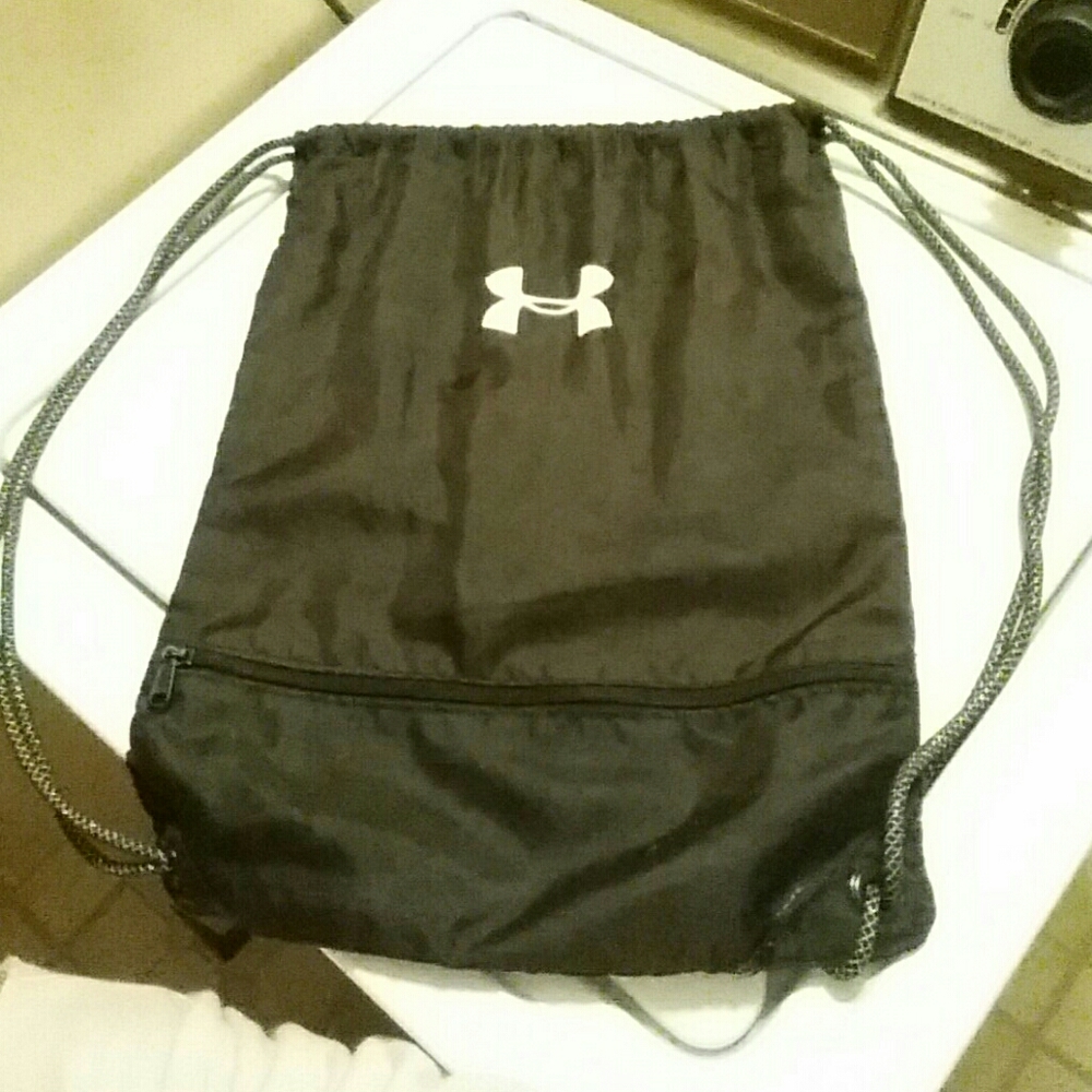 Under Armour black drawstring bag